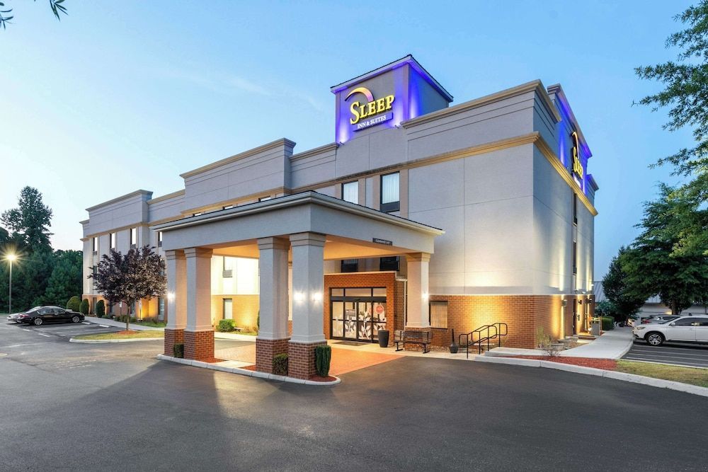 Sleep Inn & Suites Harbour Pointe 1