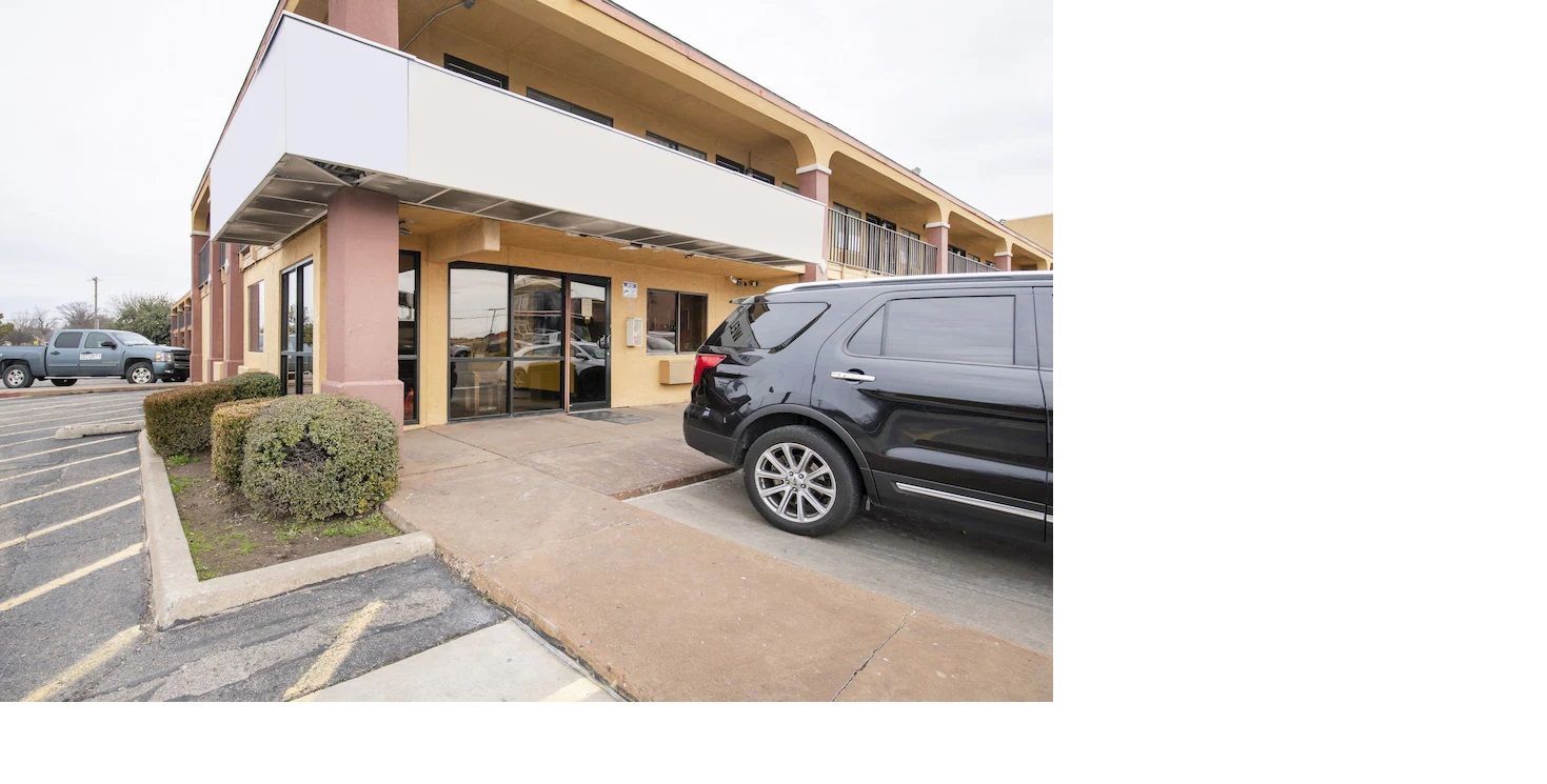 Southern Comfort Hotel 1