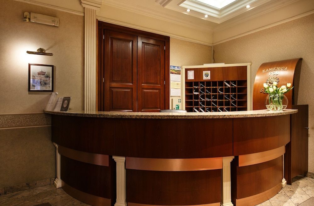 GoldStar Luxury Old Town Krakow Apartment 2