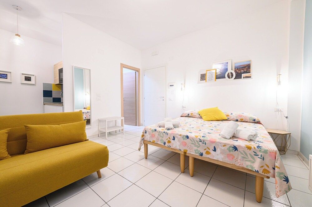 L'Aurora Apartments 1
