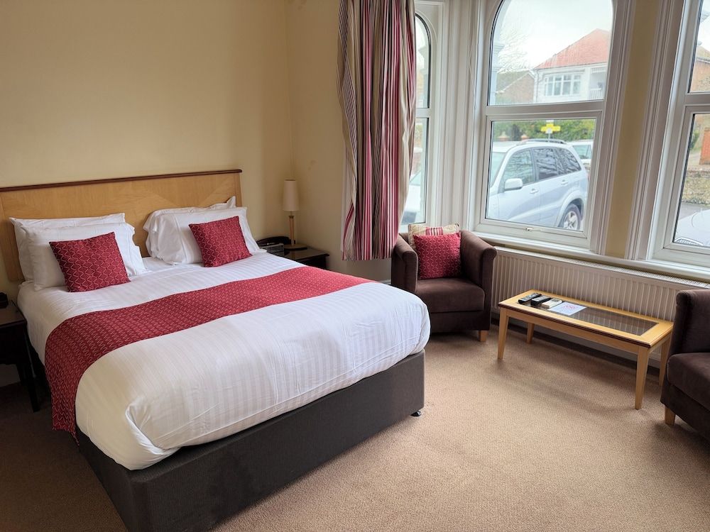 The Windsor House Hotel 2