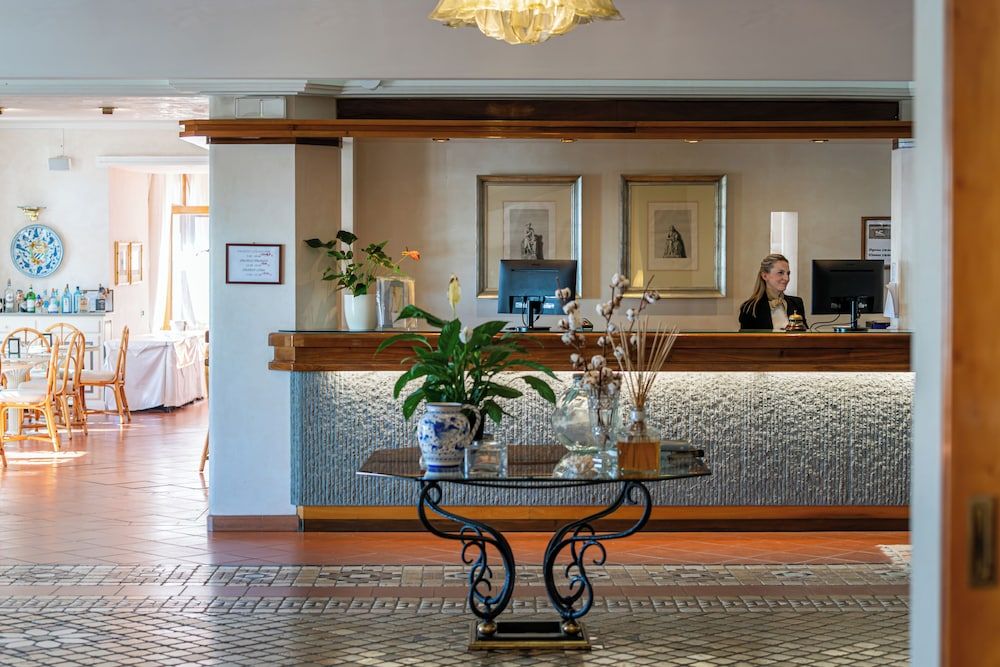 Relais Santa Chiara Hotel by Double Hospitality 2