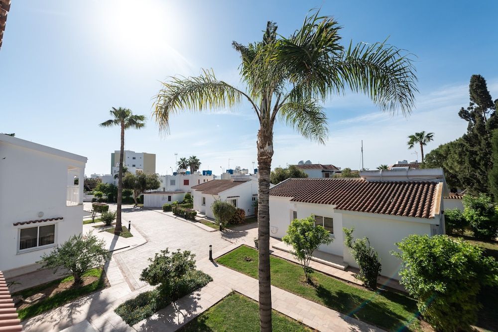 Fig Tree Z Holiday Resort 1