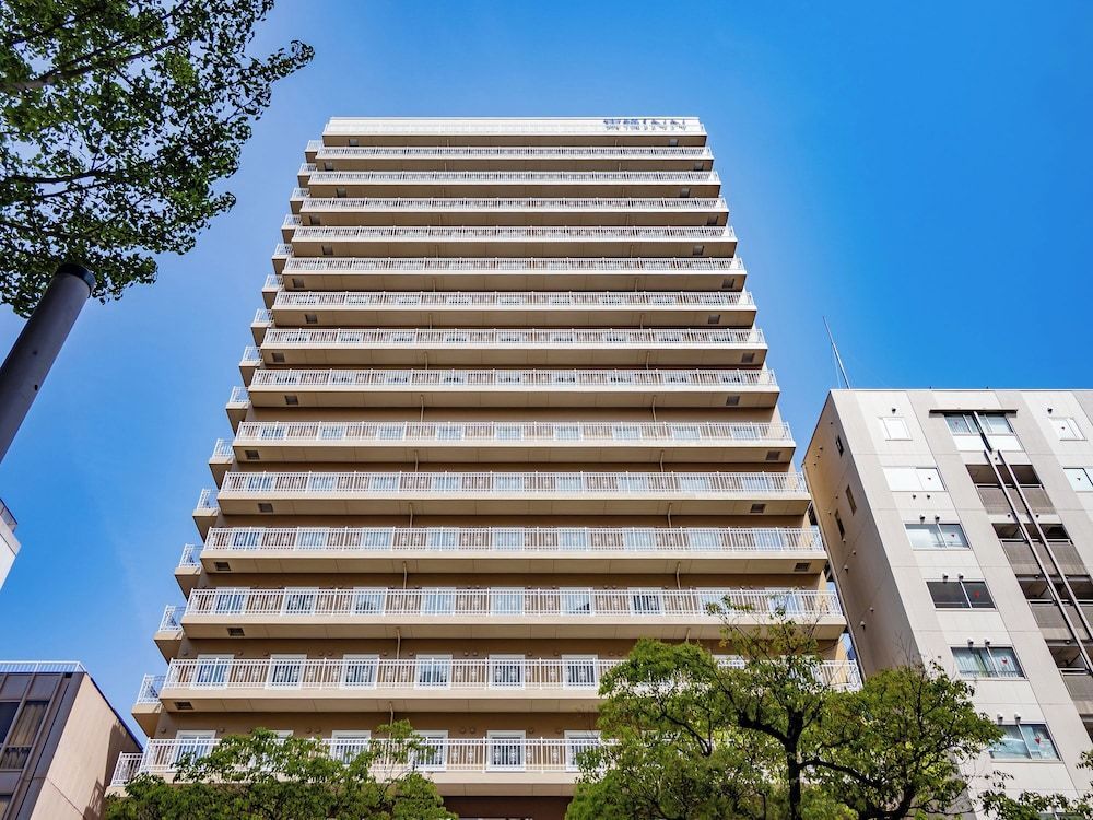 Toyoko Inn Kobe Sannomiya Ekimae 1