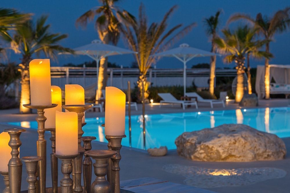 White Pearls-Adults Only Luxury Suites 1