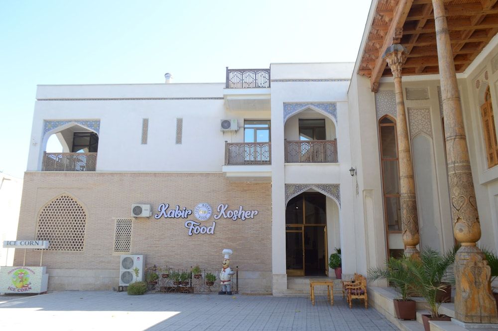 Kabir Hotel 1