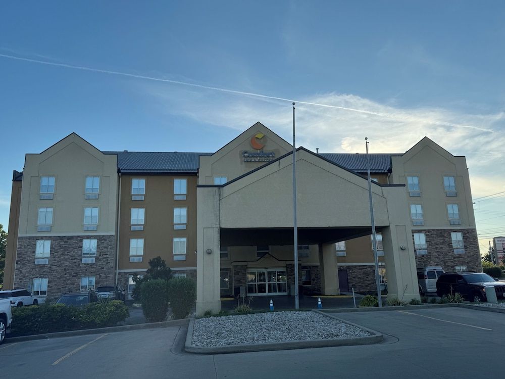 Comfort Suites Richmond 1