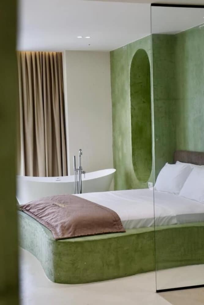 San Angelo Luxury Studios - Adults Only "100m from main resort" 2