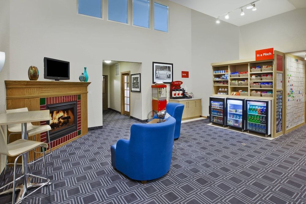 TownePlace Suites by Marriott Brookfield 2