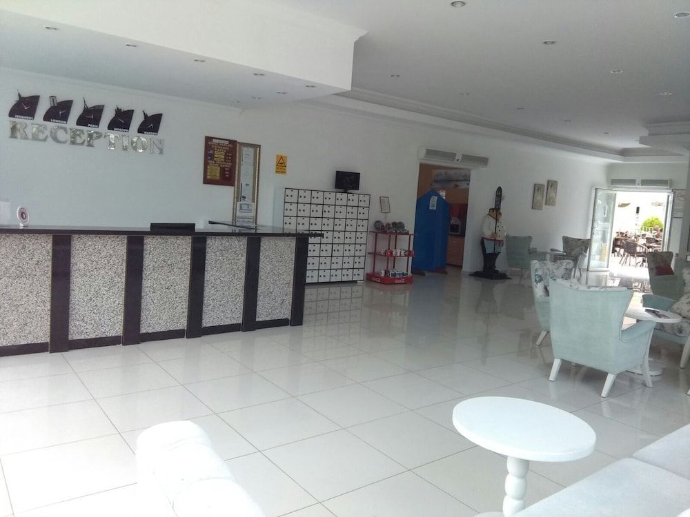 Karbel Beach Hotel 1