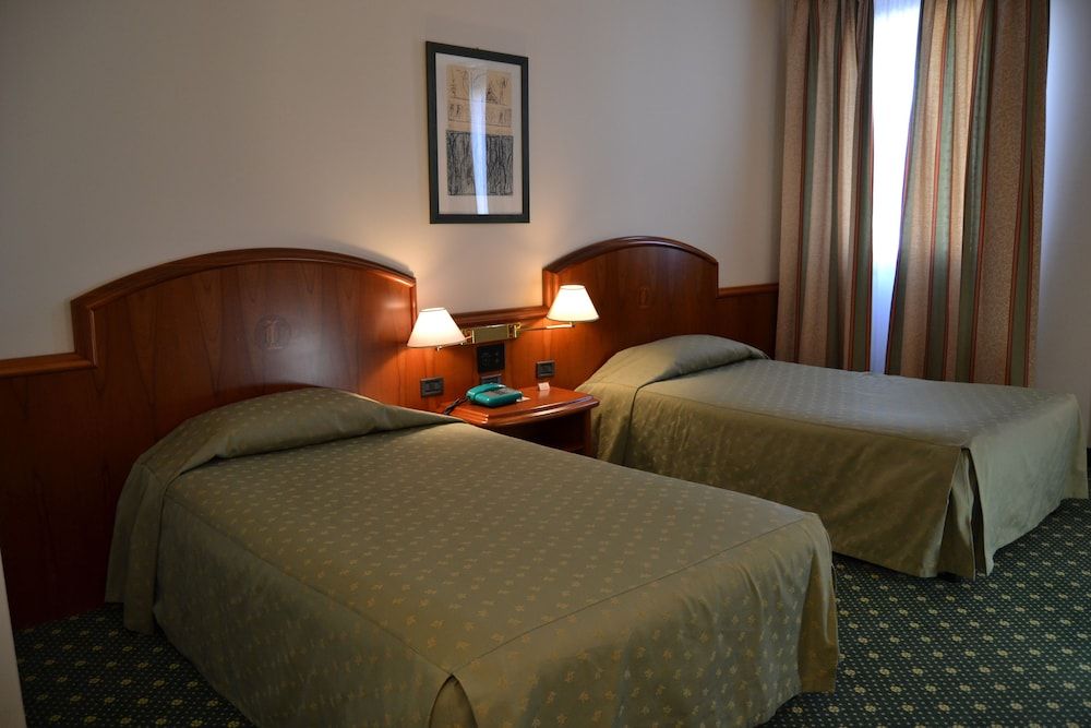 Hotel Due Leoni 2