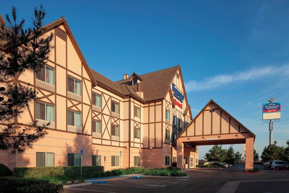 Fairfield Inn & Suites by Marriott Selma Kingsburg 1