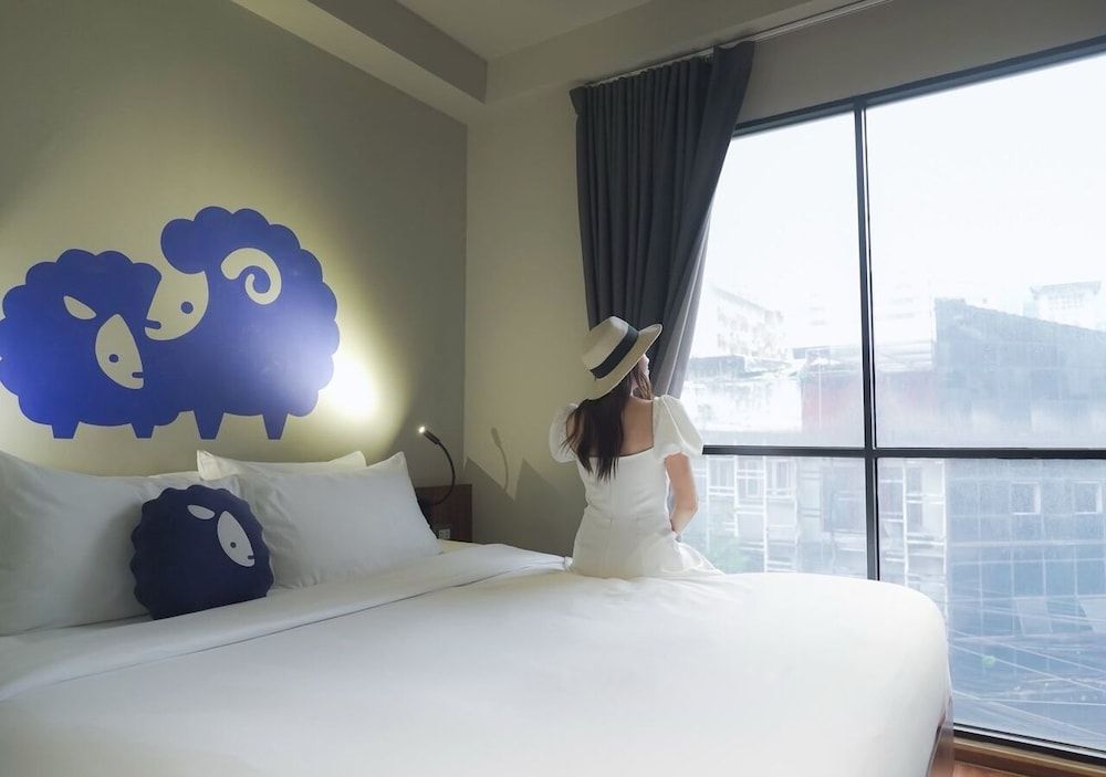 Kokotel Bangkok Surawong 1