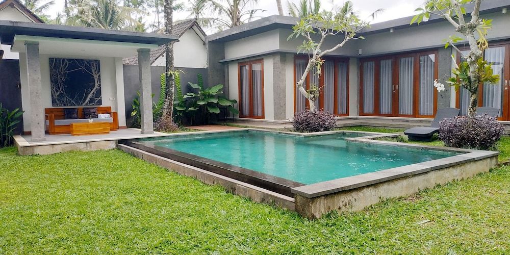 Anggira Villa Ubud 1