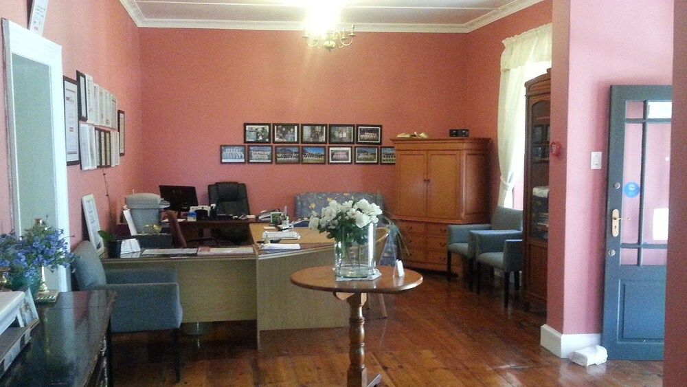 District Six Guesthouse 2