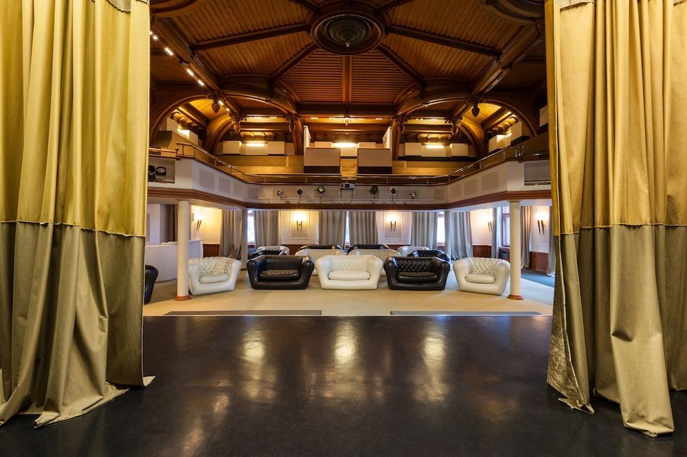 Schloss Hotel & Spa Pontresina 2