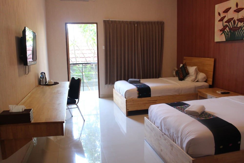 Exotic Komodo Hotel 1
