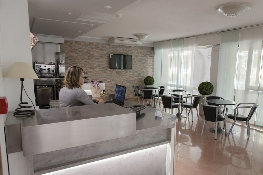 Hotel Concorde 2