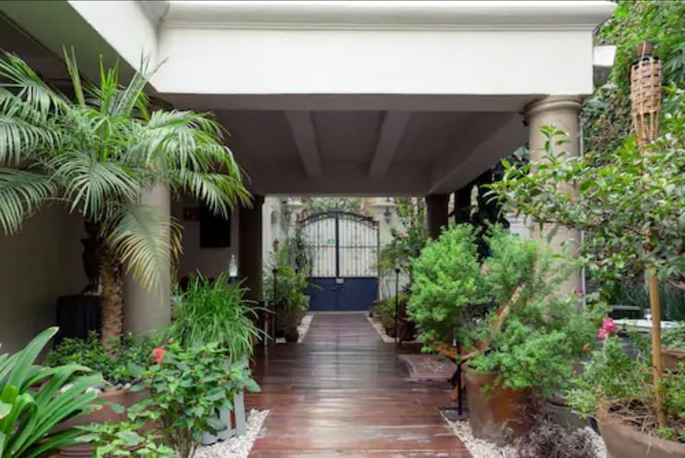 Hotel Villa Condesa 2