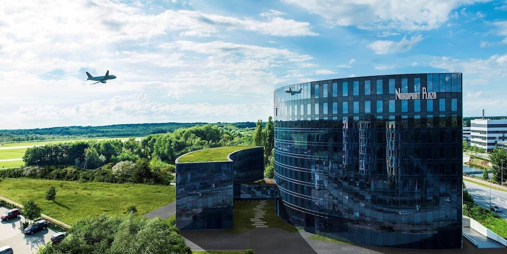 Airport Plaza Hotel Hamburg 1