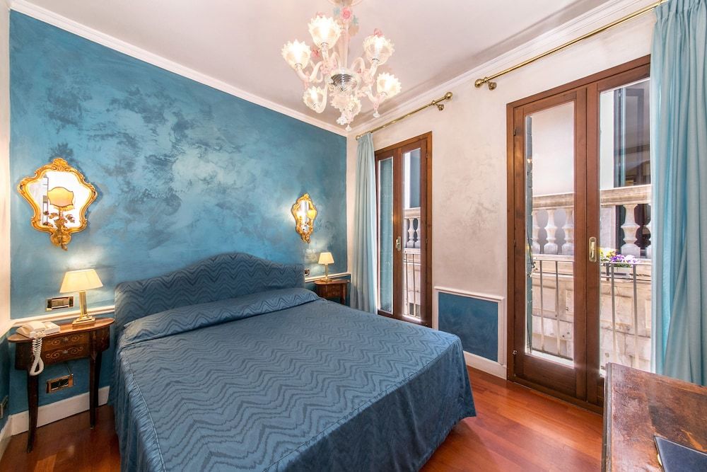 Pantalon Hotel 2