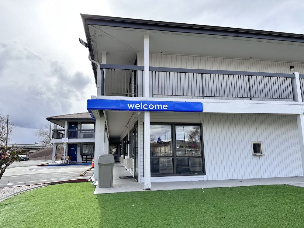 Motel 6 Sparks, NV - Airport - Sparks 2