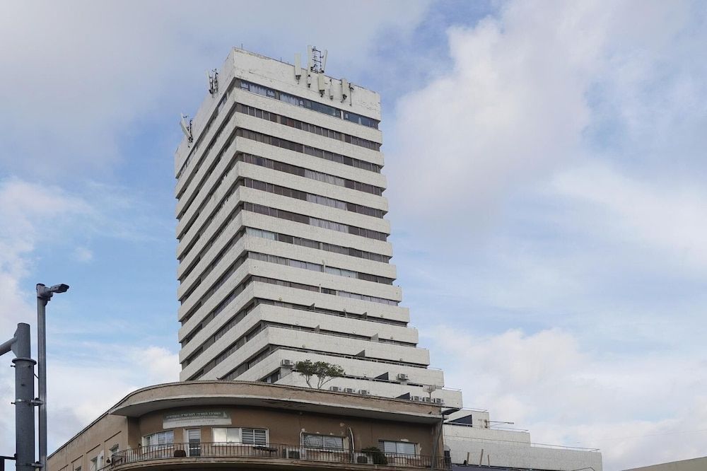Haifa Tower Hotel - מלון מגדל חיפה 1