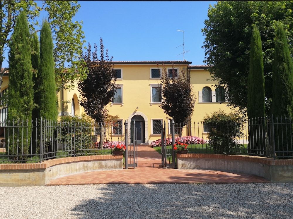 Villa Montenero 1
