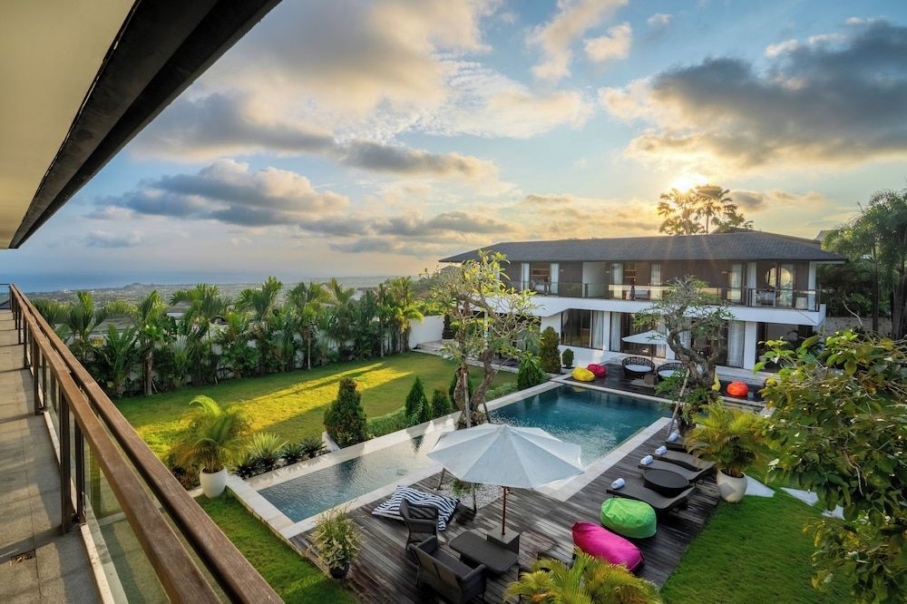 Mahameru Uluwatu 1