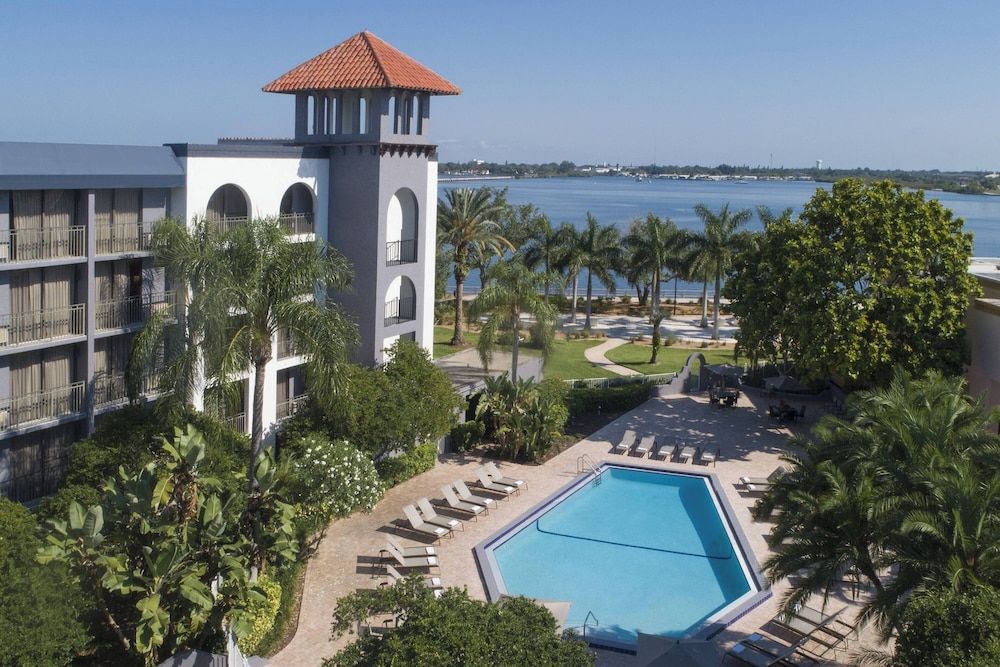 Courtyard by Marriott Bradenton Sarasota/Riverfront 1