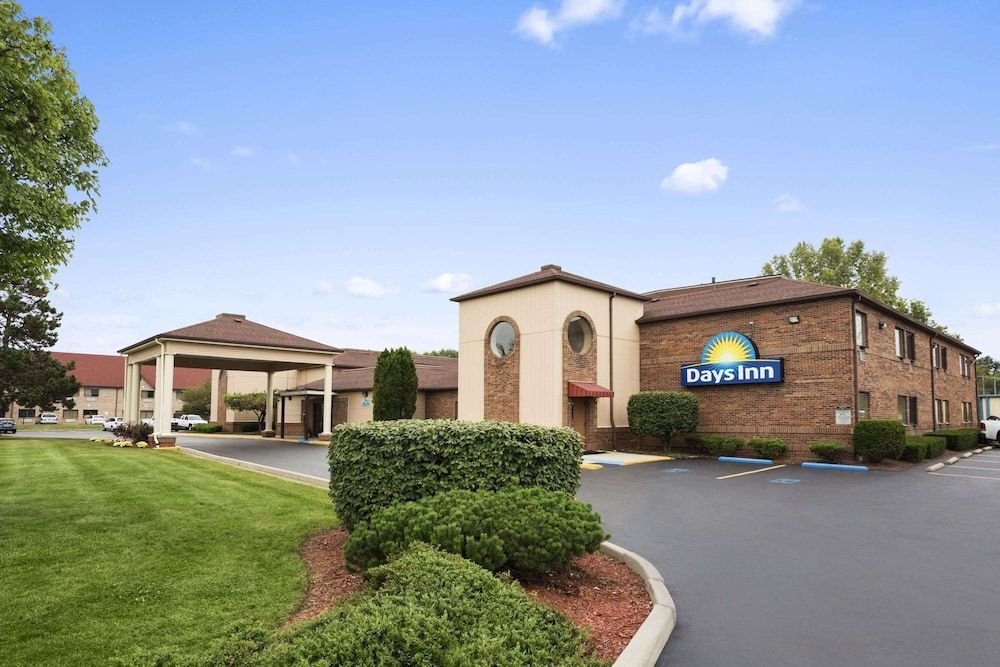 Days Inn by Wyndham Middletown 1