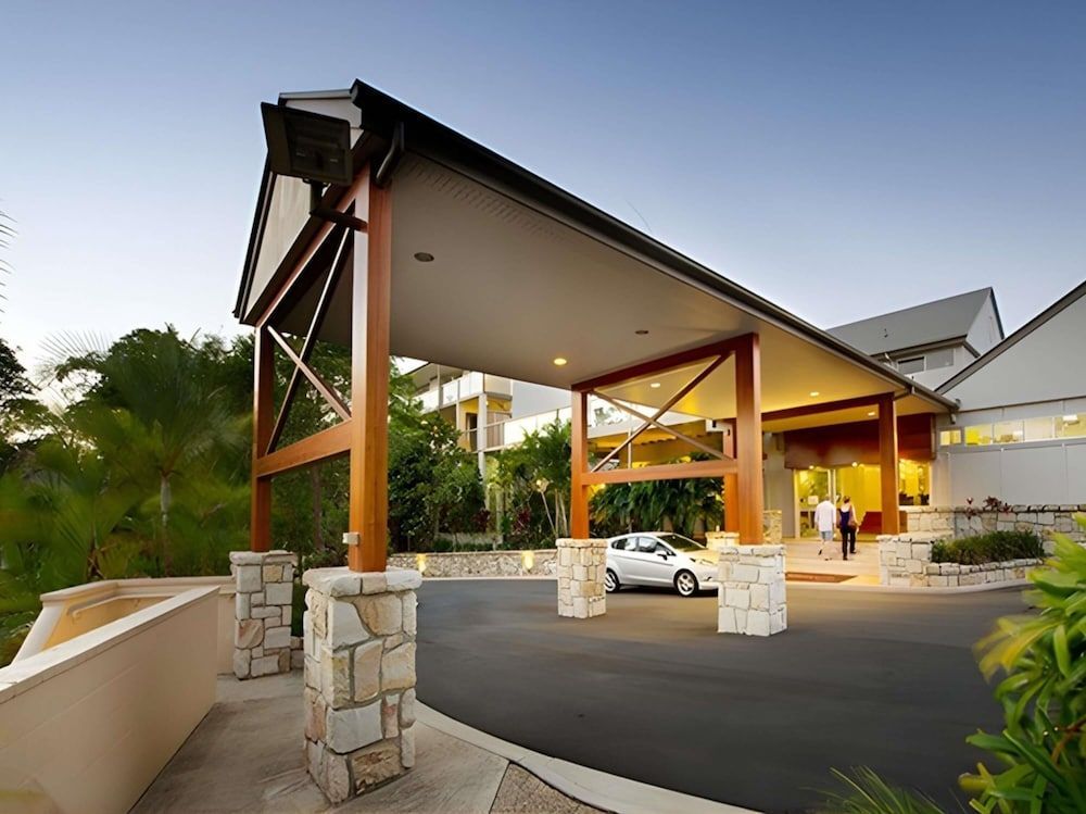 Mercure Clear Mountain Lodge 1