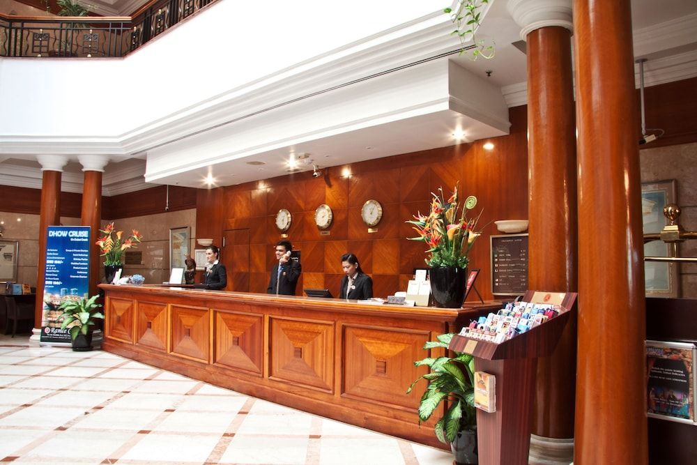 Regent Palace Hotel 1