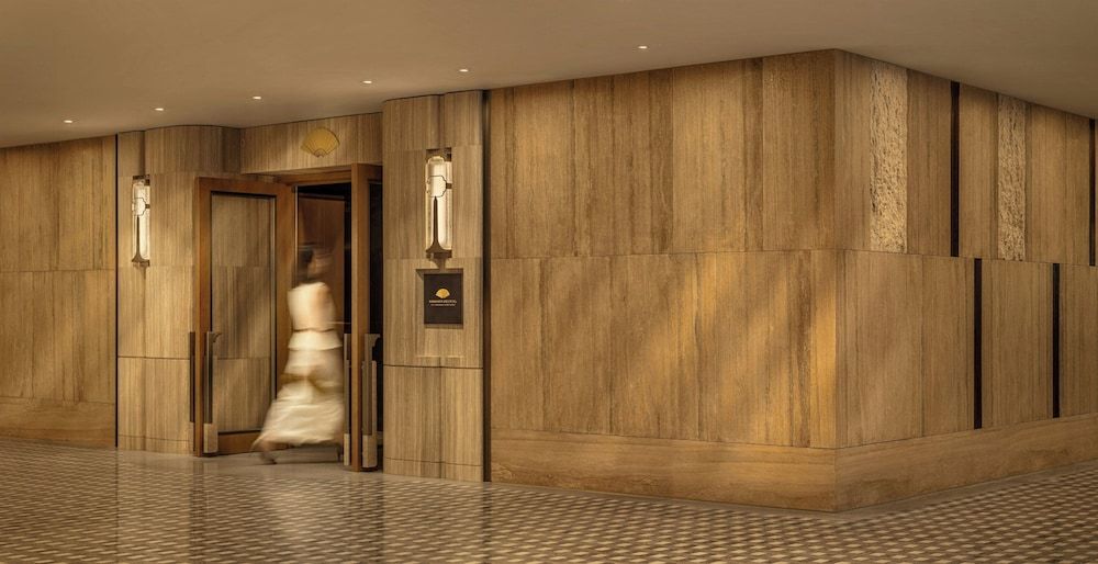 Mandarin Oriental The Landmark, Hong Kong 1