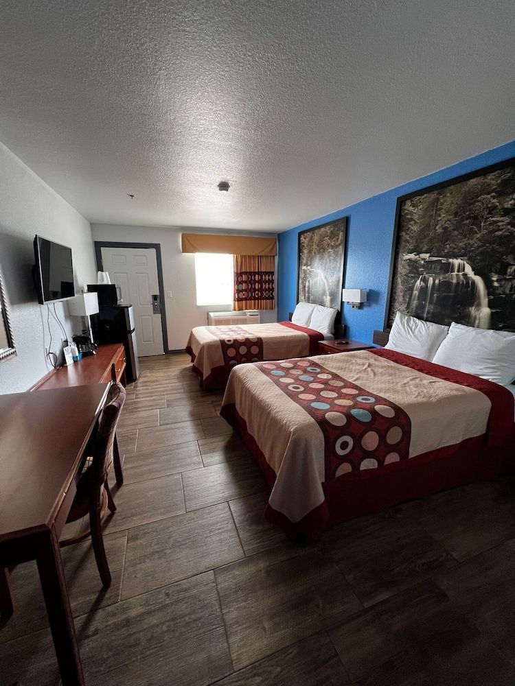 Conn Brown Harbour Inn 2