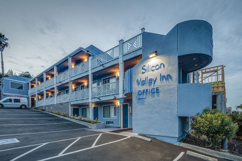 Silicon Valley Inn 1