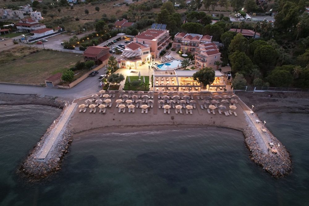 Avantis Suites Hotel 1