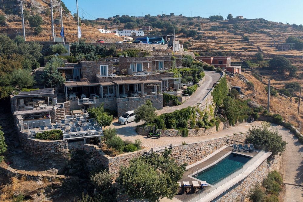 Kea Village Suites & Villas 1