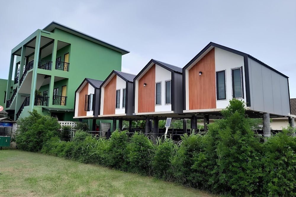 N&N HOUSE Laem Hin 1