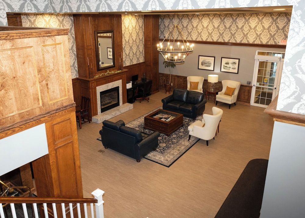 D. Hotel Suites & Spa 2