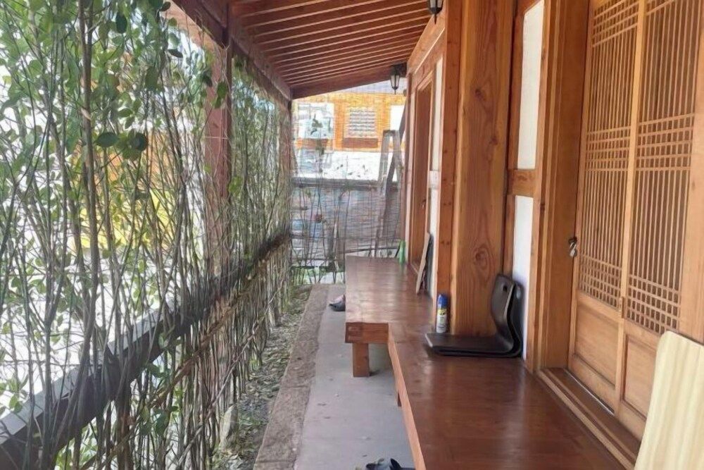 Adam Guesthouse 2