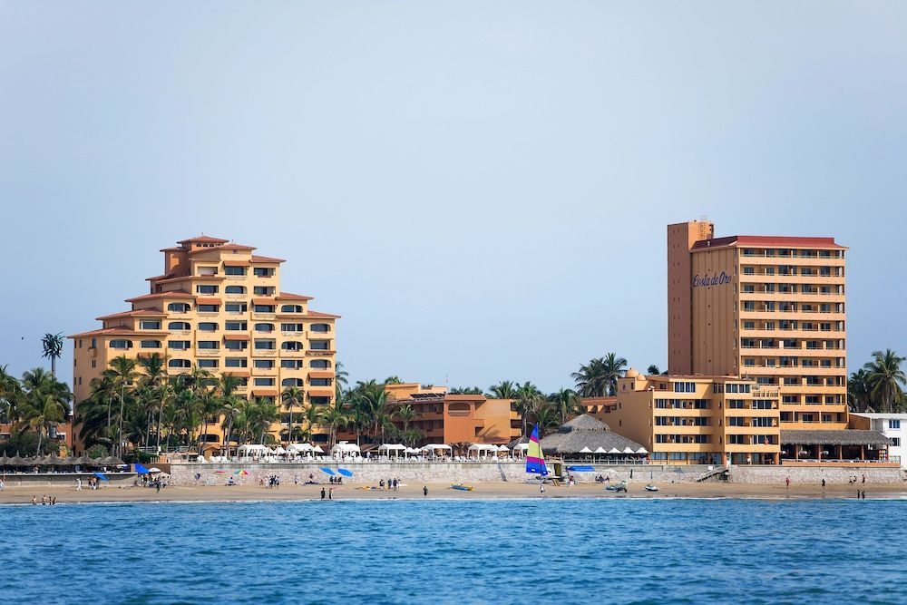 Costa de Oro Beach Hotel 1