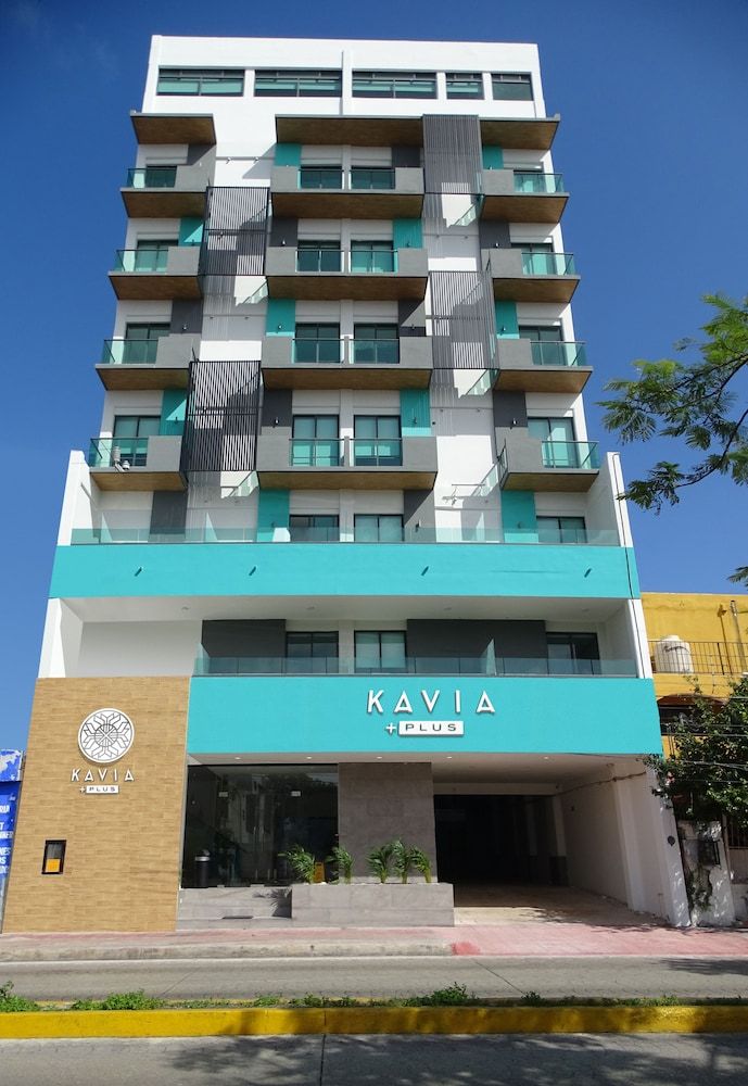 Hotel Kavia Plus 1