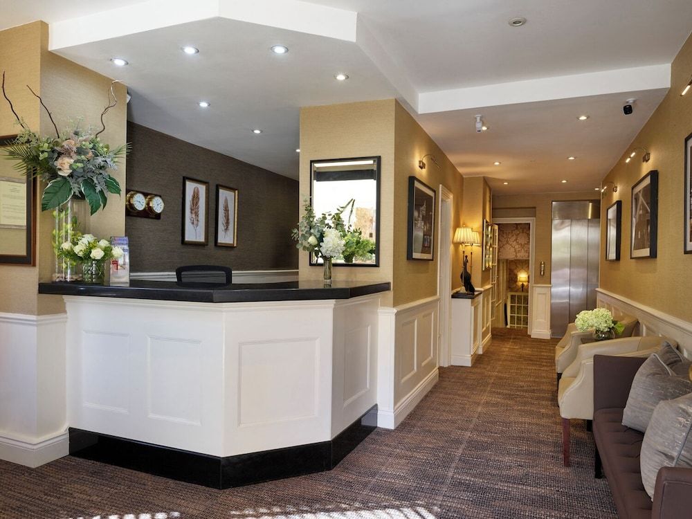 Collingham Serviced Apartments 1