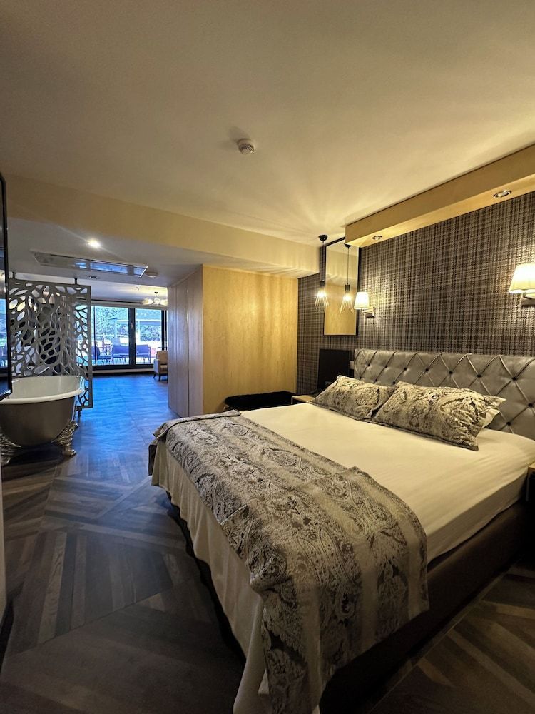 Enki Royal Cesme Hotel 2