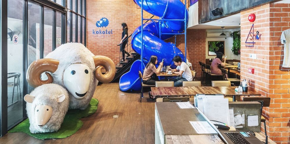 Kokotel Bangkok Surawong 2