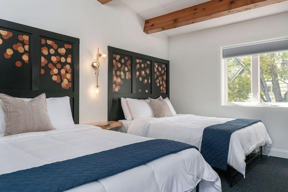 The Lincoln Boutique Motel 2