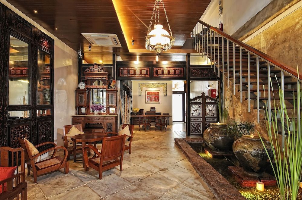 Courtyard at Heeren Boutique Hotel 1