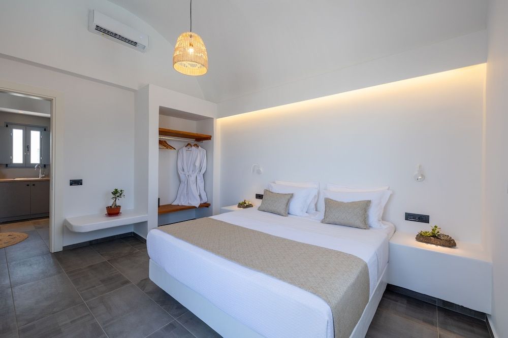 Bonsai Luxury Suites 2