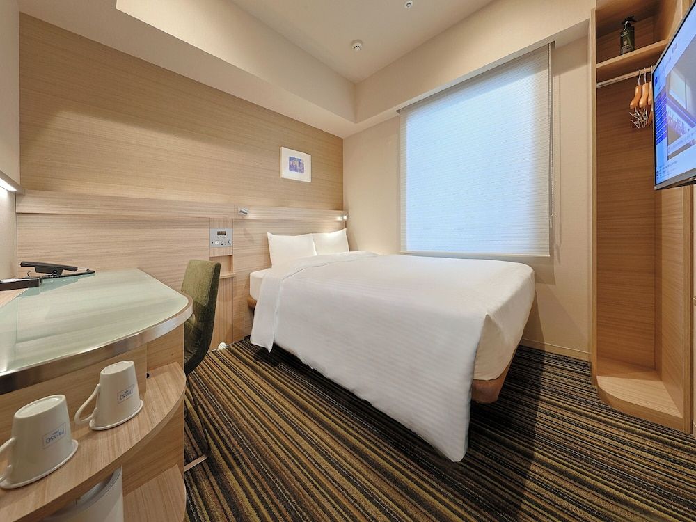 Keio Presso Inn Tokyo Station Yaesu 1
